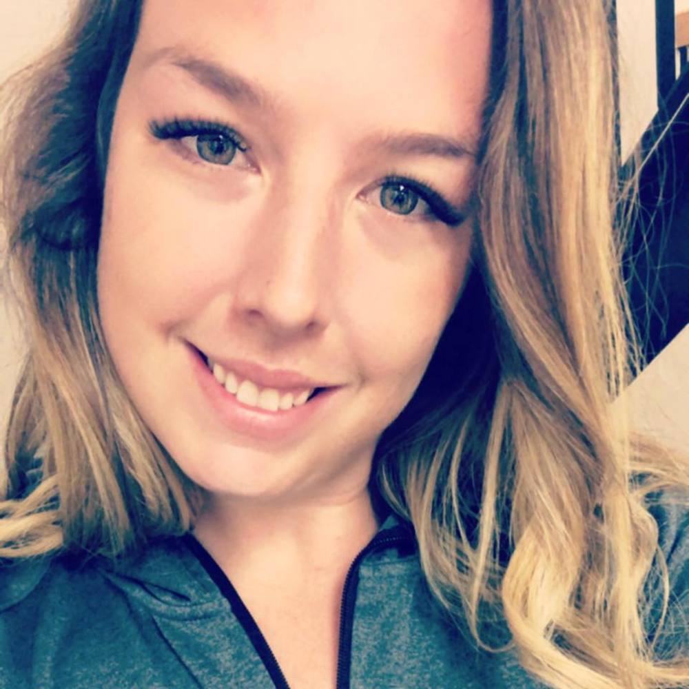 Meet your Posher, Hayley